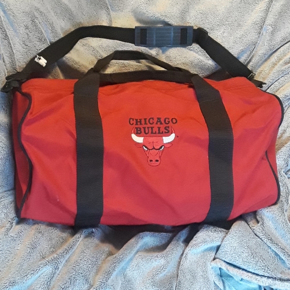 STARTER Other - Starter Bulls duffle bag